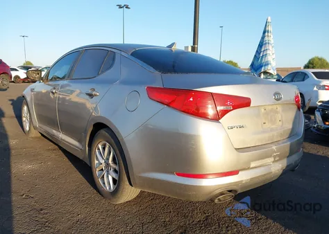 2011 Kia Optima Lx z USA, uszkodzony, nr VIN KNAGM4A75B5096703